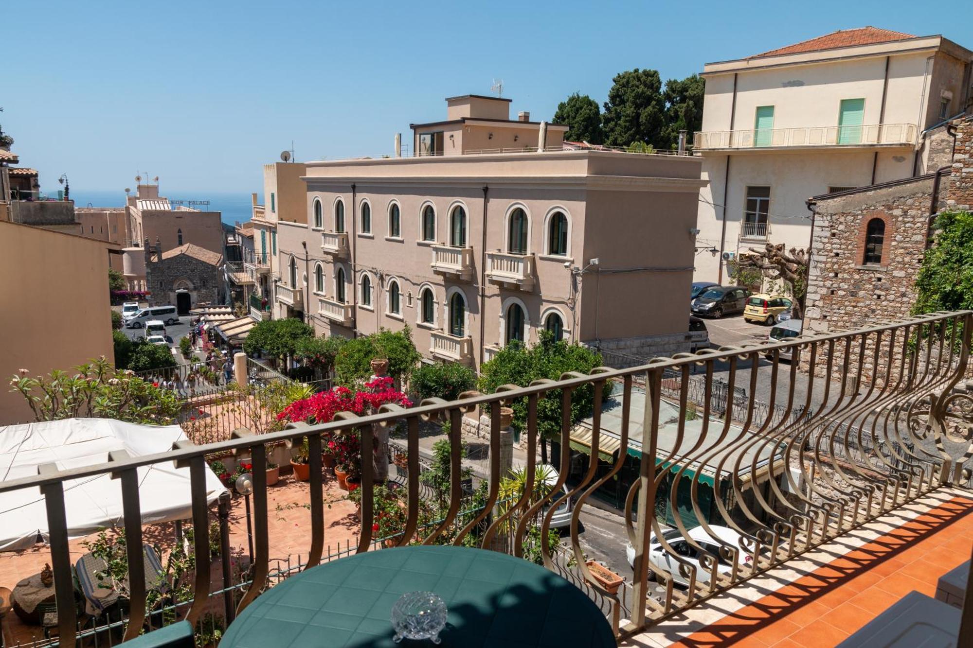 Casa Vacanze Il Vicolo 타오르미나 외부 사진